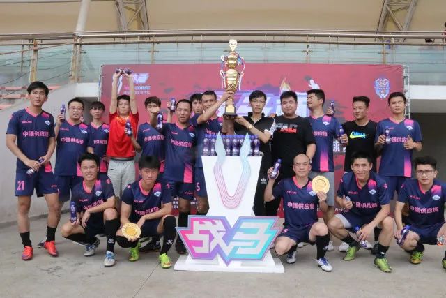 巴特勒复出热火负掘金 武切维奇40分公牛4连败