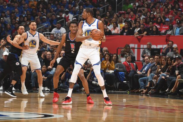 杨瀚森22+10青岛胜浙江 王哲林17分上海胜山东